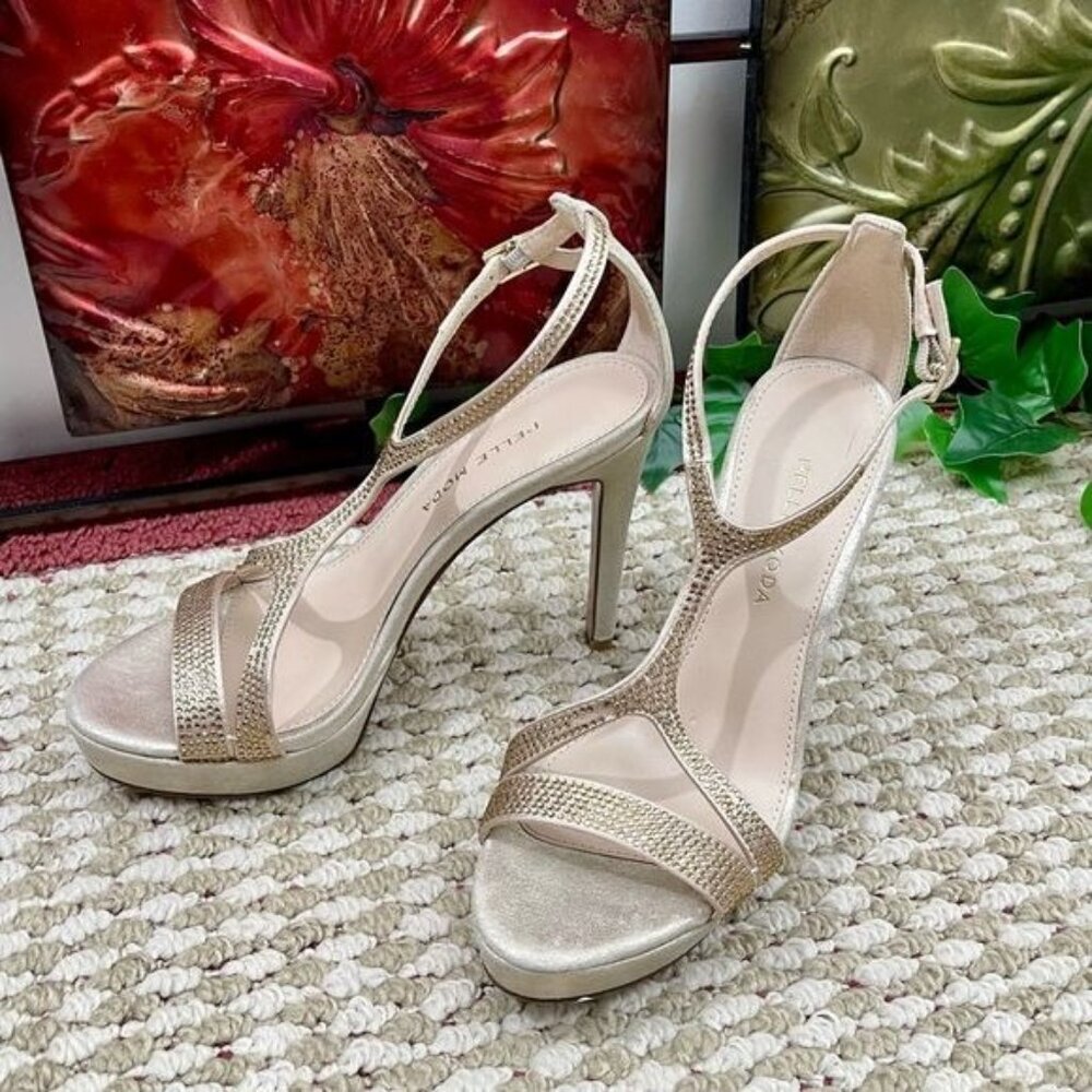 Pelle Moda Gold Glamour Heels - Picture 4 of 12